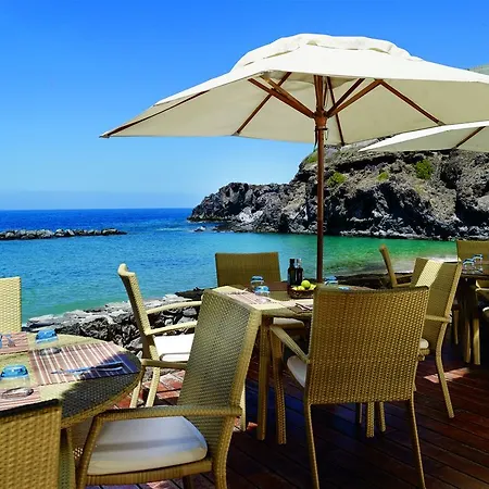 Direct Transfer Gold Beach, 3 Bdr Suite, Sea Views *